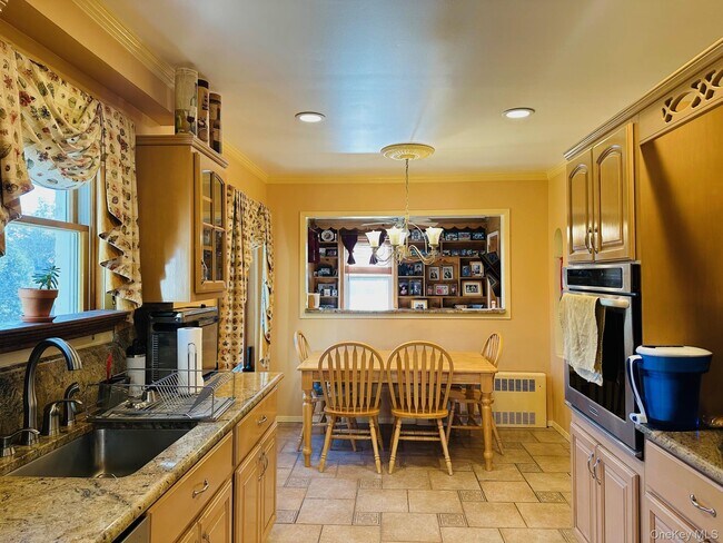 Photo - 11 Warton Pl