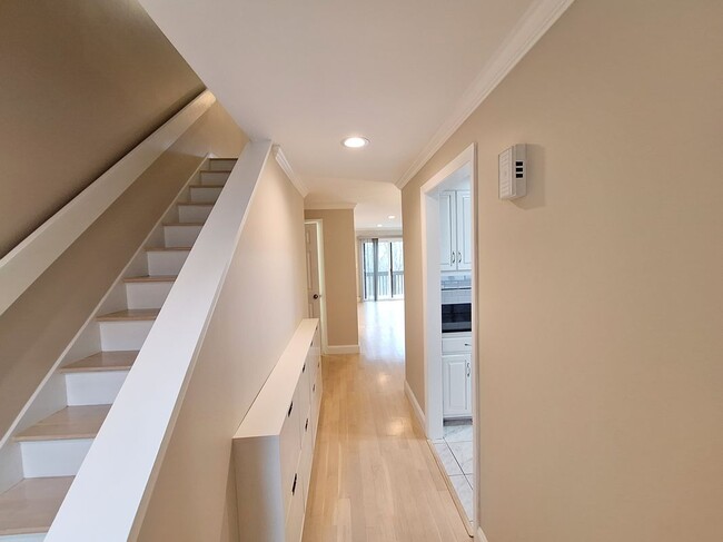 Photo - 238 Skyview Dr