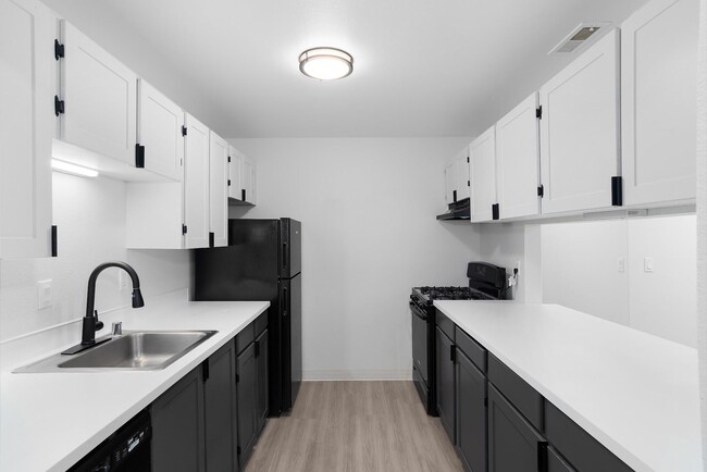 Photo - The Rosewood Apartments
