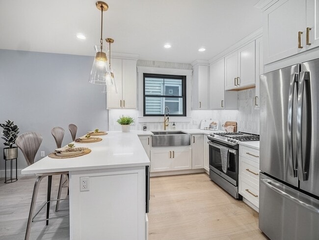 Photo - 398 Bremen St Unit 1