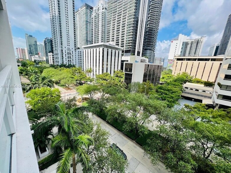 Photo - 951 Brickell Ave