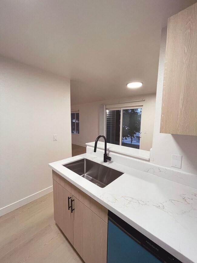 Wellington Place Apartments