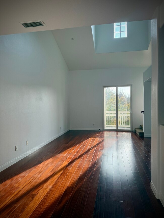 Photo - 14 Arabis Ct Unit 14