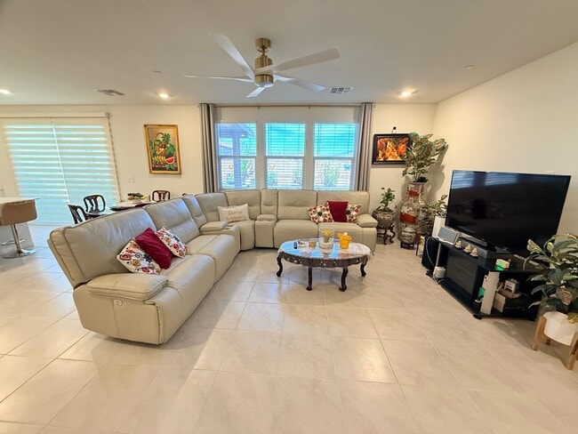 Photo - Gated NW community 5Bed