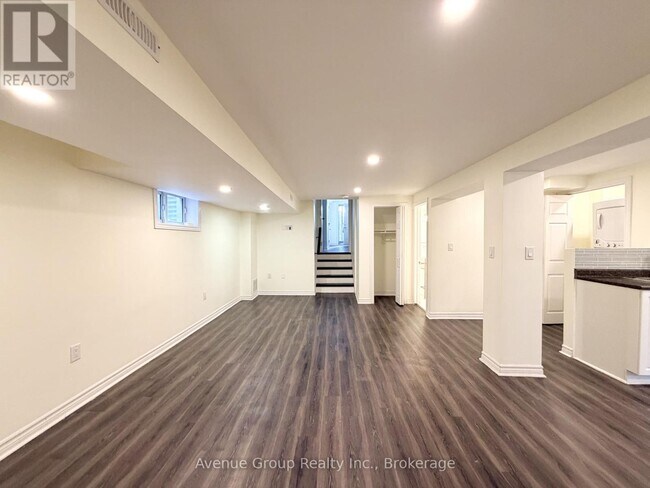 Photo - 116 Pindar Crescent