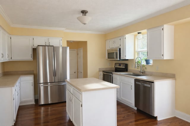 Kitchen - 4739 Margaret Ct