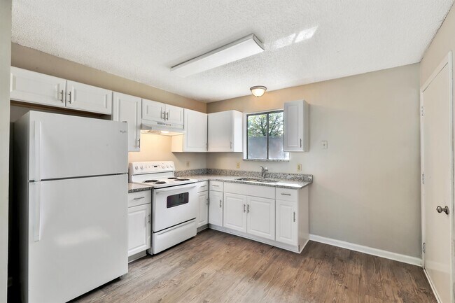 Photo - 5324 Westchase Ct Unit 1