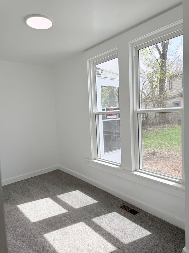 Photo - 1701 E Ganson St Unit Orange - 231