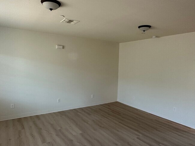 Photo - 806 Emerson Ave Unidad 3