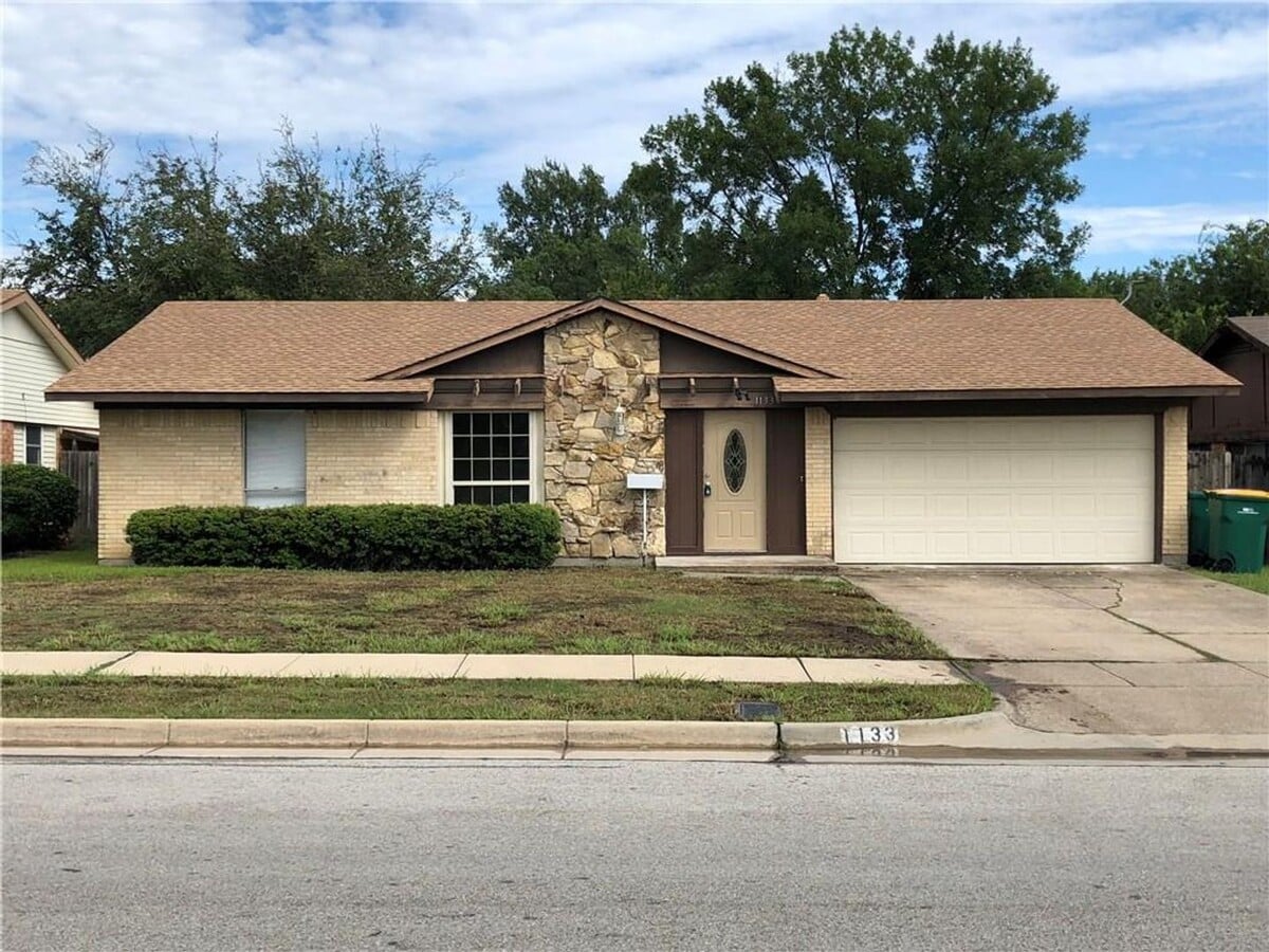 Coming Soon 3 bed Lewisville - Coming Soon 3 bed Lewisville