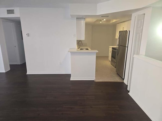 Photo - 4179 N Haverhill Rd Unit 606