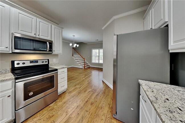 Photo - 2272 Camden Dr SW