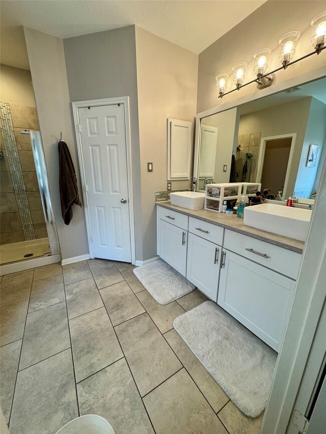 Photo - 3819 Teal Maple Ct