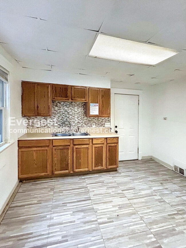 Photo - 12701 Benham Ave Unit 1