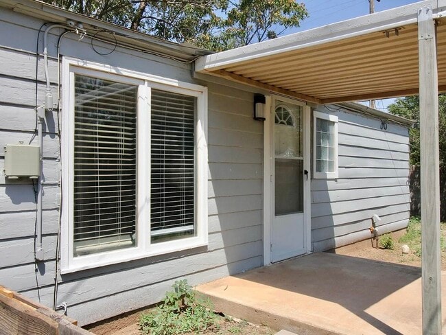 Photo - 2216 30th St