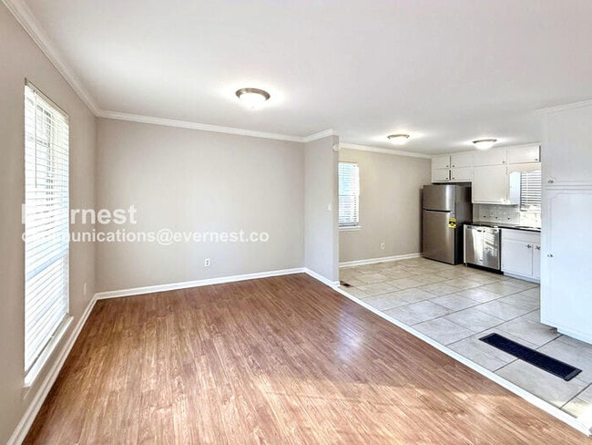 Photo - 5473 Pine Rd