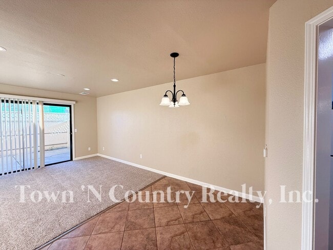 Photo - 100 W Rossi St Unit 1