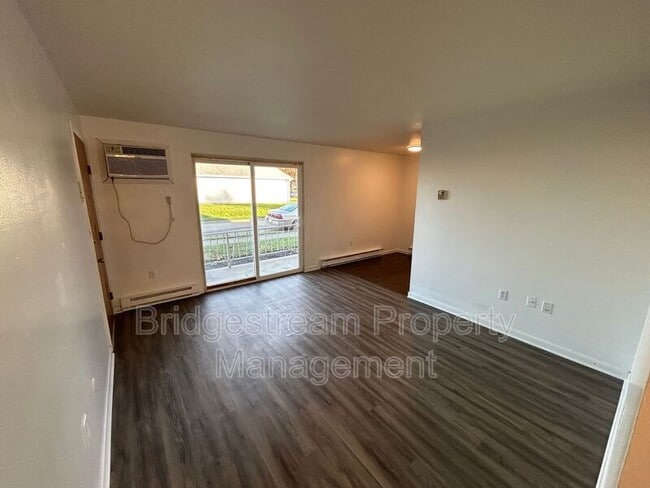 Photo - 411 Baltimore St