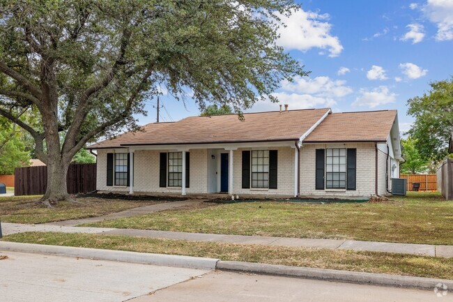 Building Photo - 1500 California Trail Rental