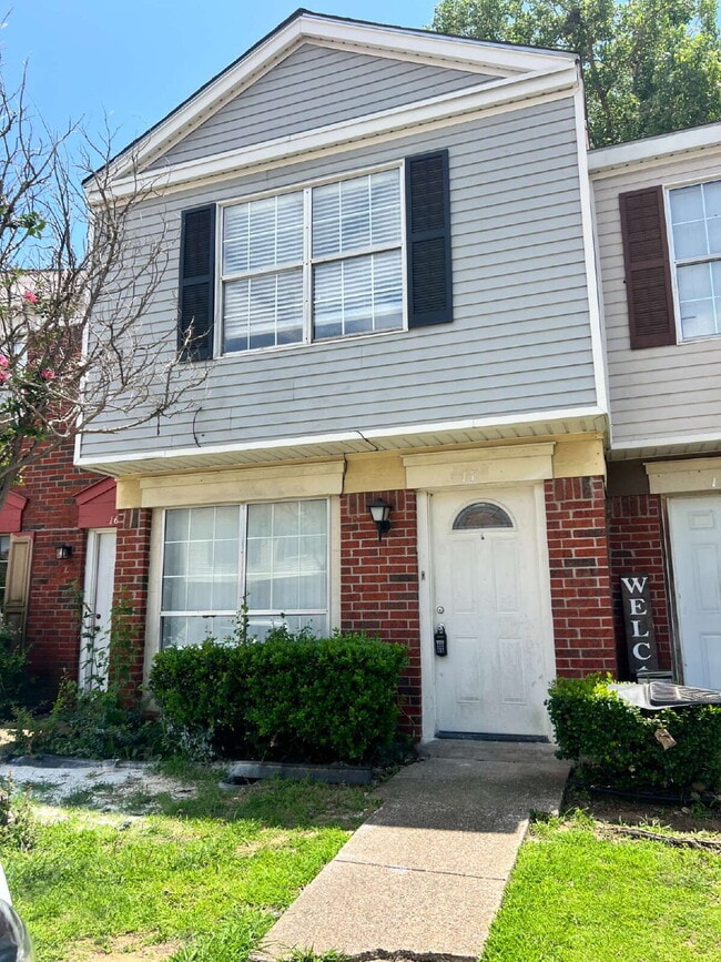 Photo - 10500 Lake June Rd Apartment Unit i7