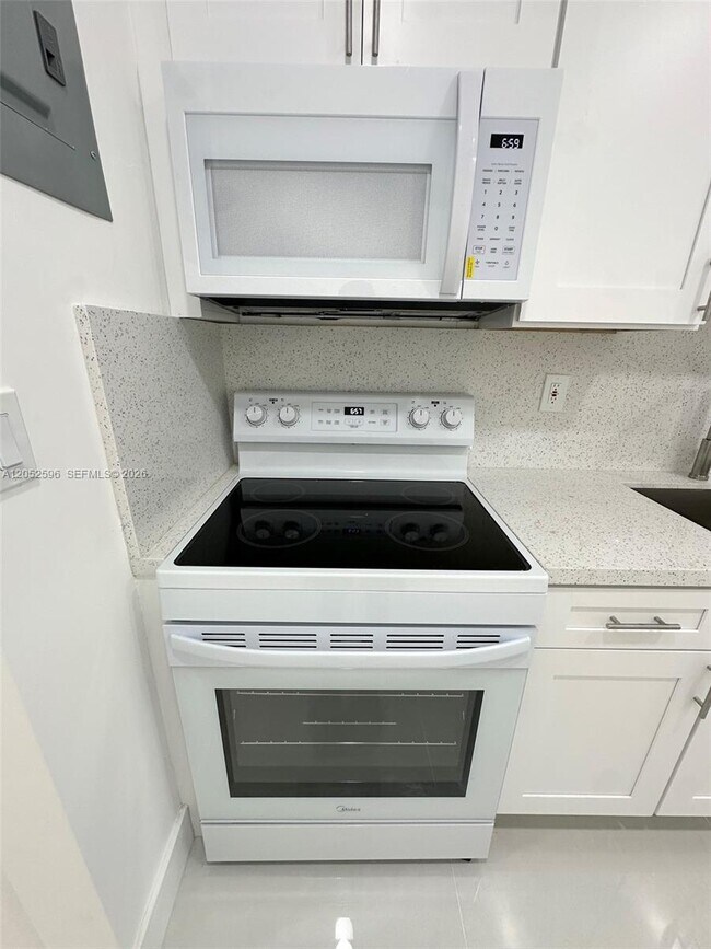 417 NW 7th Terrace Unit 2