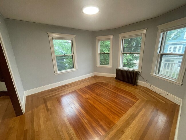 Photo - 34 Grafton St Unit 2