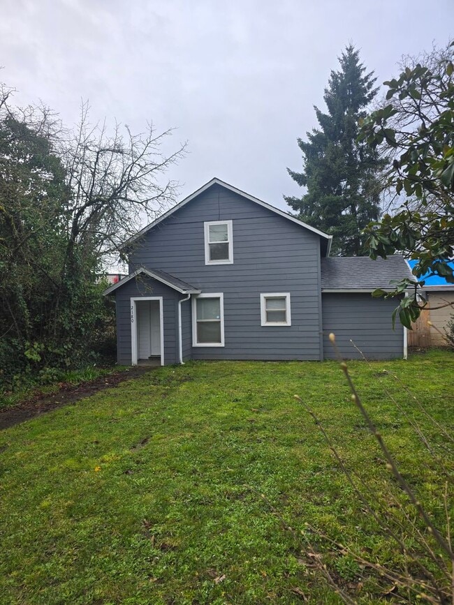 Photo - 4 Bedroom Home off Roosevelt Blvd