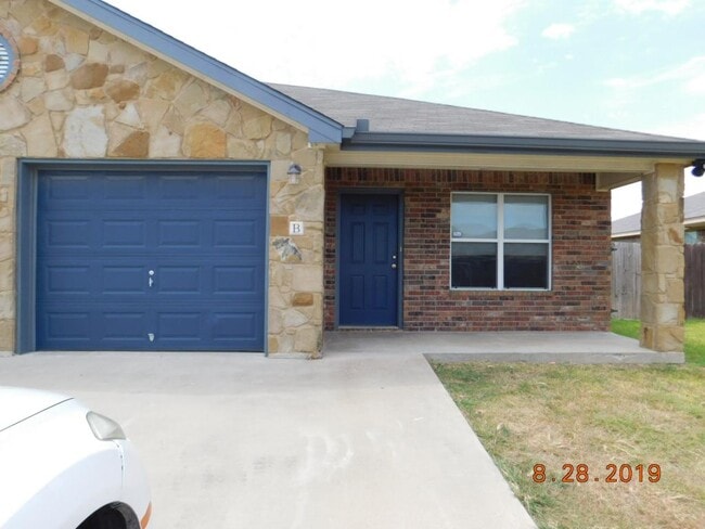 Photo - 1202 Cavalry Ln Casa