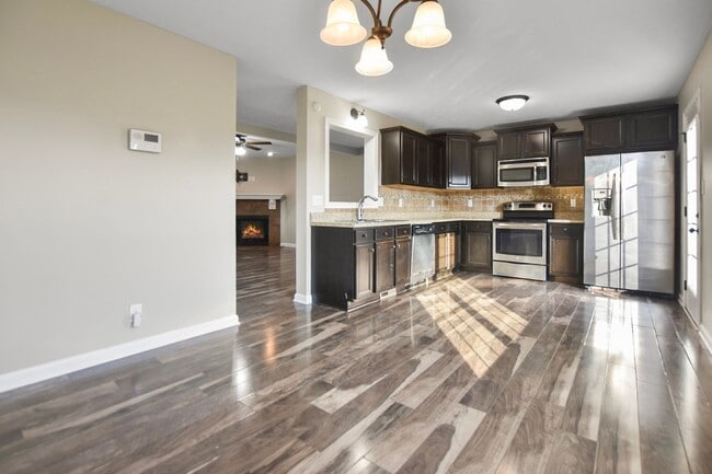 Photo - Pet Friendly Three Bedroom!