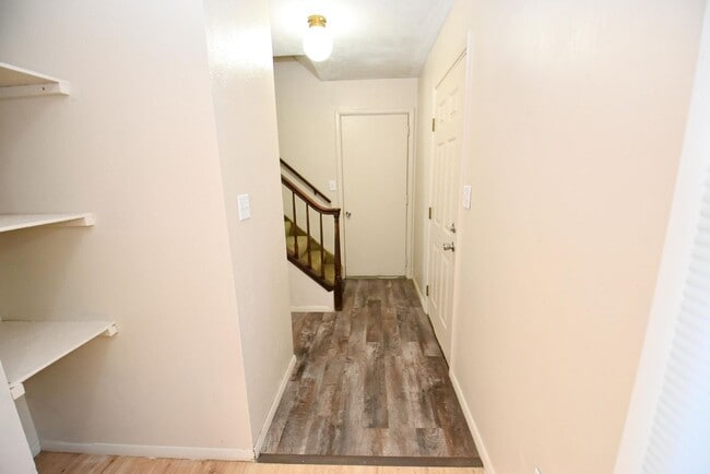 Photo - 3 Bedroom 1.5 Bath in North side of South ... Casa