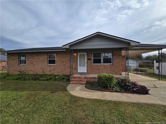 Building Photo - 1305 Berkshire Rd Rental