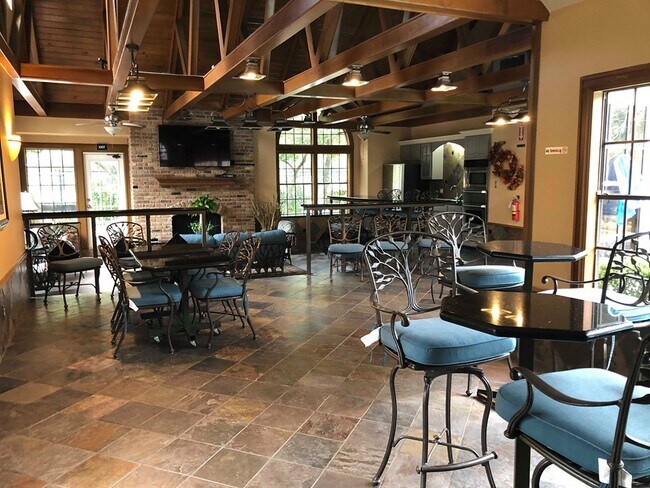 Building Photo - 2300 Old Spanish Trl Unit 1078