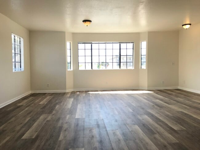 Photo - 4861 W 119th Pl