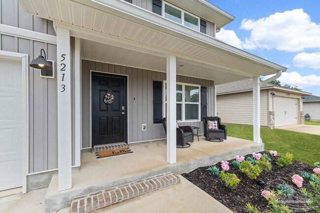 5213 Peach Dr
