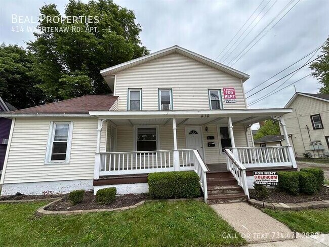 Building Photo - 414 Washtenaw Ave Unit 1 Rental