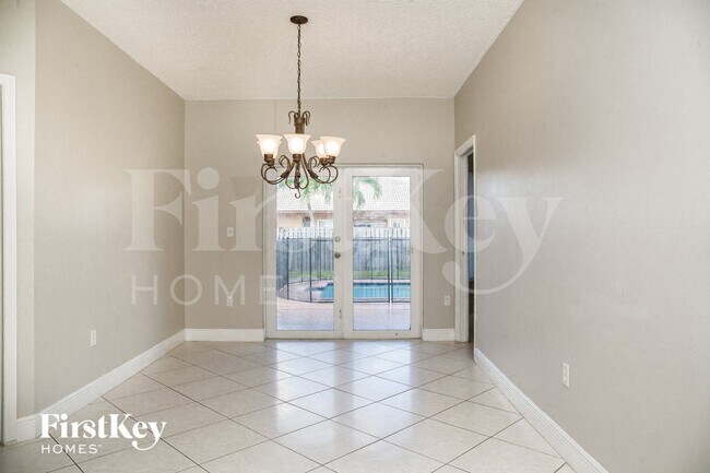 Photo - 13233 SW 203rd St