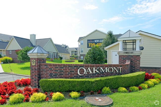 Building Photo - Oakmont Apartment Homes