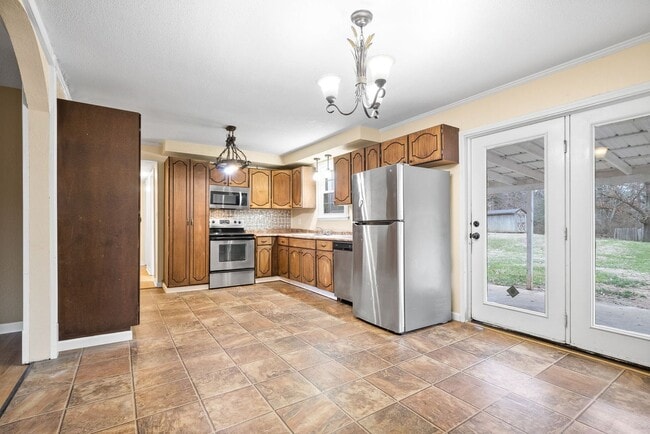 Photo - 3 Bedroom Pet Friendly Home For Rent!