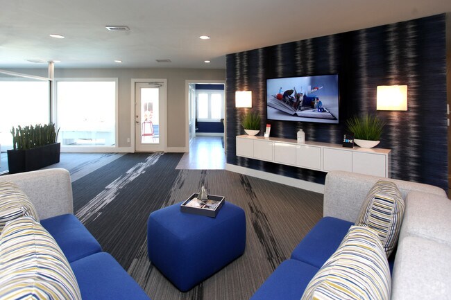 Photo - Crosstown at Chapel Hill