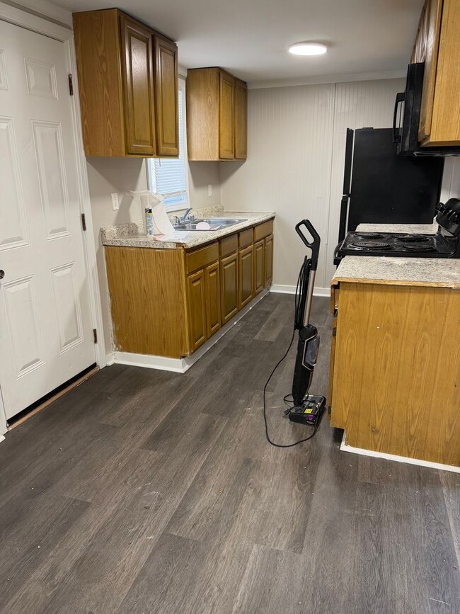 Photo - 3706 Griffin St Unit Apt B