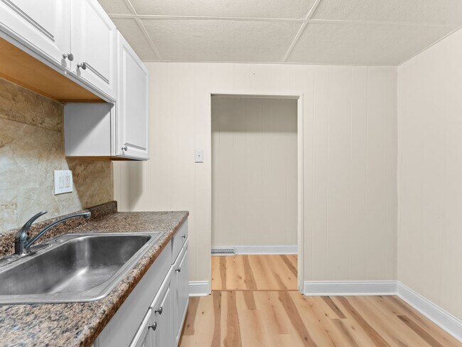 Photo - 4514 Old York Rd Unit #2