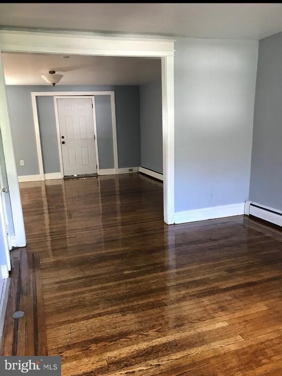 Building Photo - 124 N 32nd St Rental