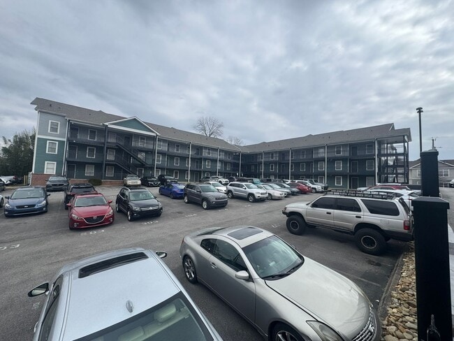 Photo - MOVE IN SPECIAL only $2500/month! AVAILABL... Unit 108