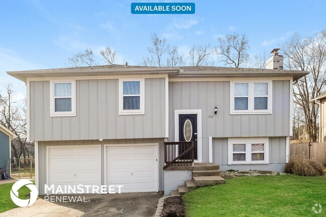 Building Photo - 1513 W Poplar St Rental