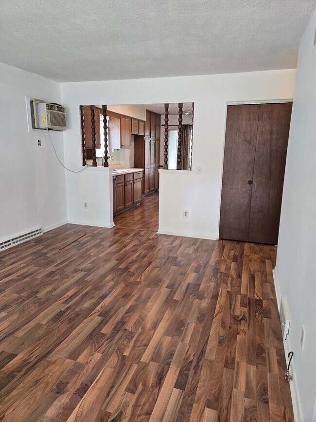 Photo - 2301 Main St Unidad 1