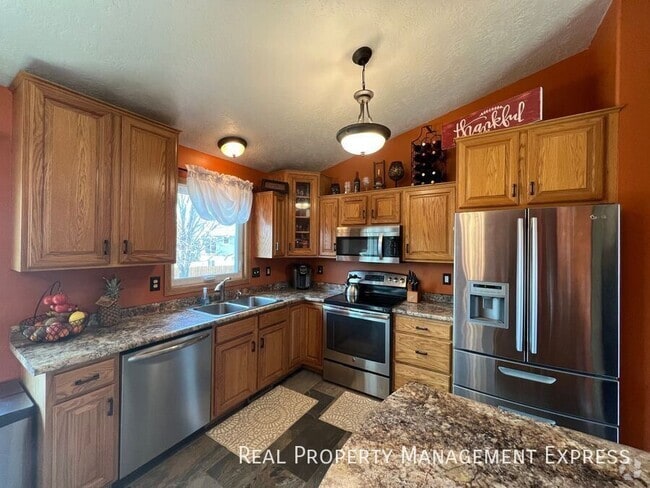 Building Photo - 6423 W 54th St Rental