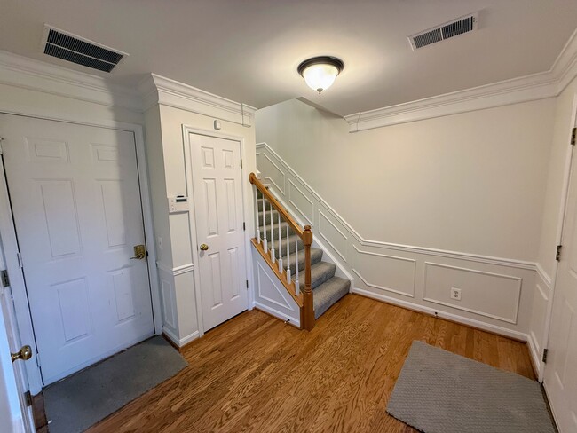 Photo - 6020 Lincolnia Rd