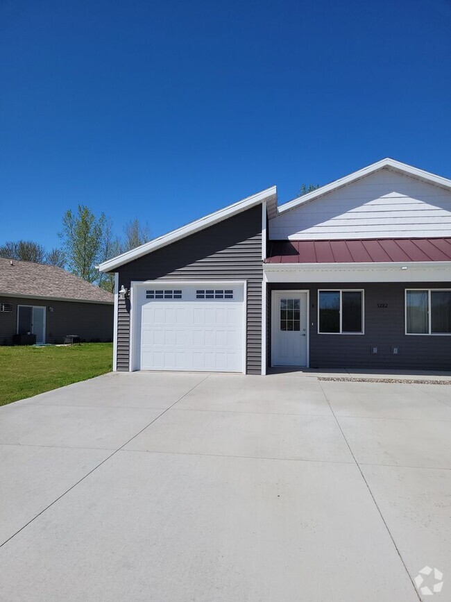 Building Photo - 5282 Christopher Dr Unit 5282 Christopher Drive A Rental