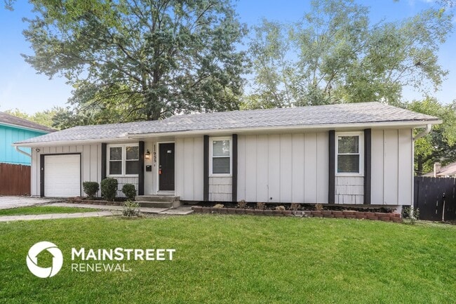 Building Photo - 11955 Sycamore Ave