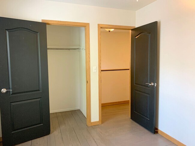 Photo - 209 W Mulberry St Unit #6